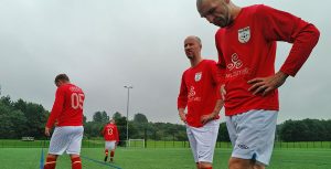 Sassco.co.uk 2 Bishop Juniors 3 Sassco.co.uk 2 Bishop Juniors 3